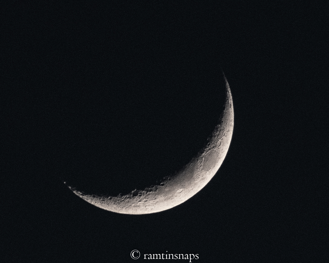 Moon crescent at night